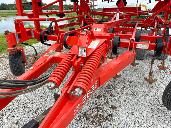 2015 Kuhn-Krause 5835