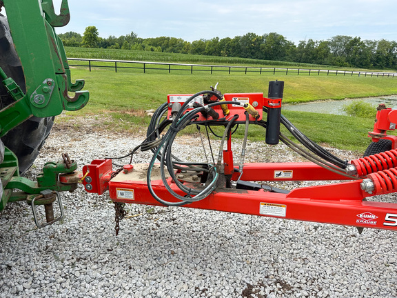 2015 Kuhn-Krause 5835