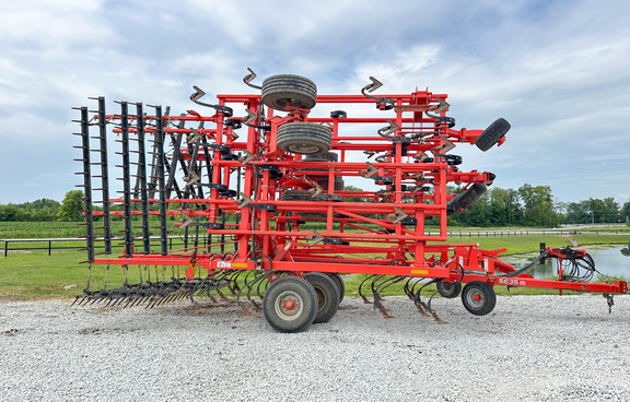2015 Kuhn-Krause 5835