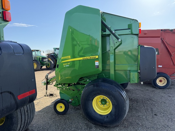 2022 John Deere 560M - Photo6