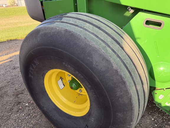 2022 John Deere 560M - Photo13