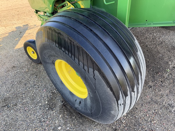2022 John Deere 560M - Photo14