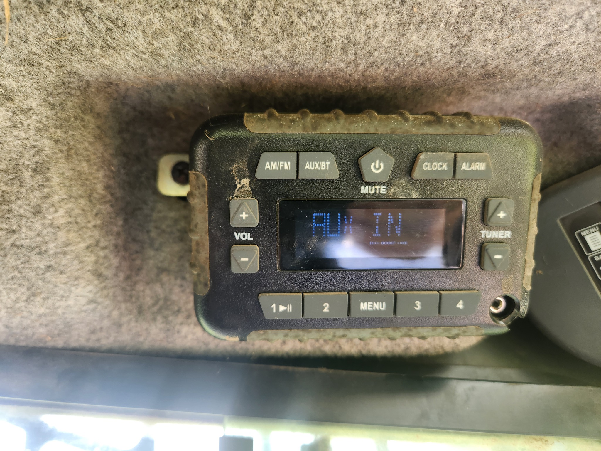 2022 John Deere 333G Image 14