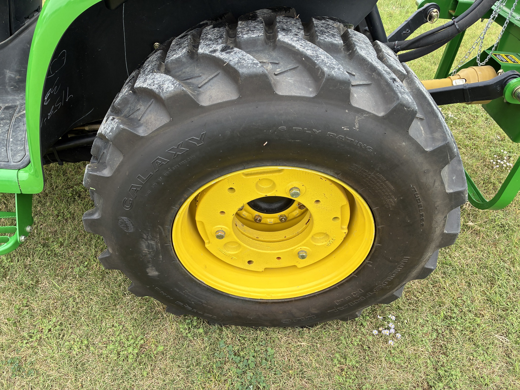 2009 John Deere 3520 Image 13