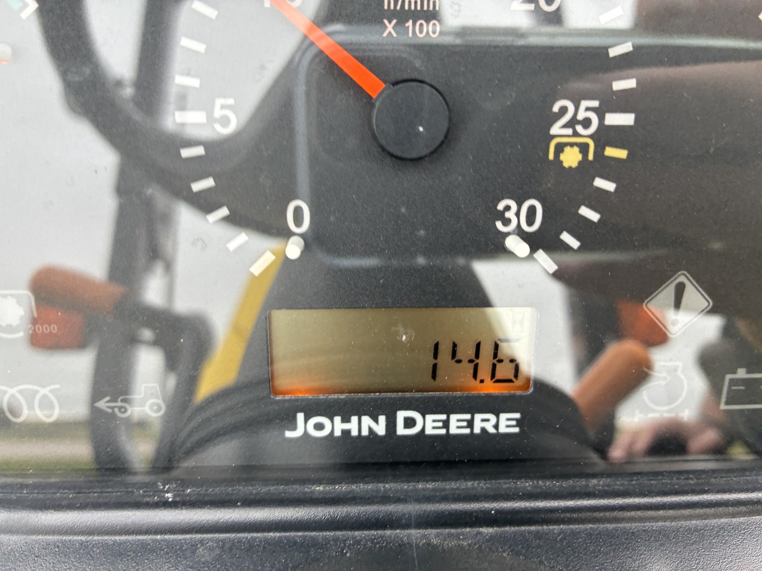 2009 John Deere 3520 Image 21