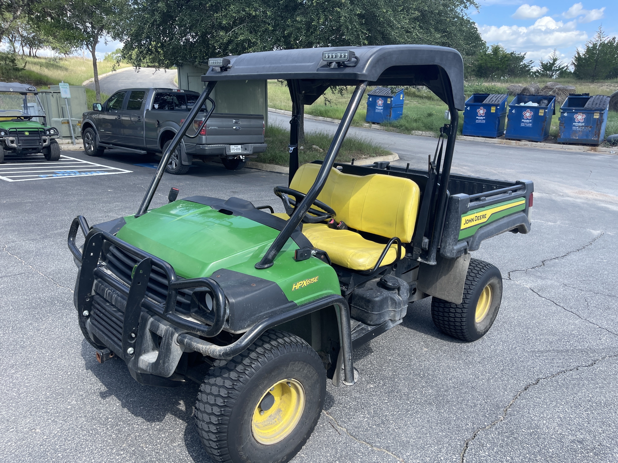 2021 John Deere HPX615E Image 3