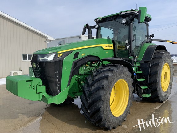 Photo of 2024 John Deere 8R 370