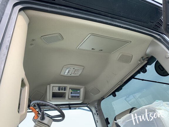 Photo of 2024 John Deere 8R 370