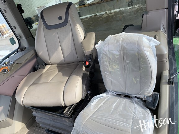 Photo of 2024 John Deere 8R 370