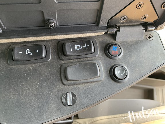 Photo of 2024 John Deere 8R 370