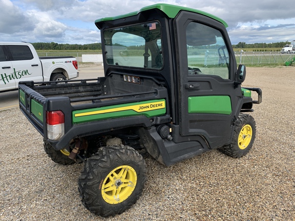Photo of 2023 John Deere XUV 835R