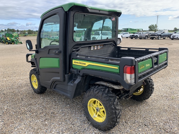Photo of 2023 John Deere XUV 835R