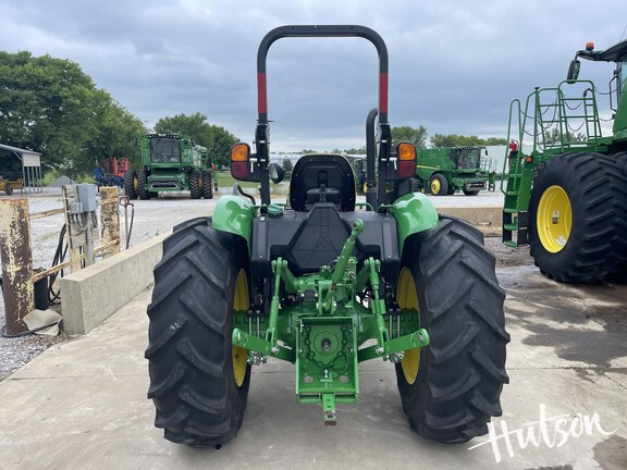 Photo of 2022 John Deere 5065E