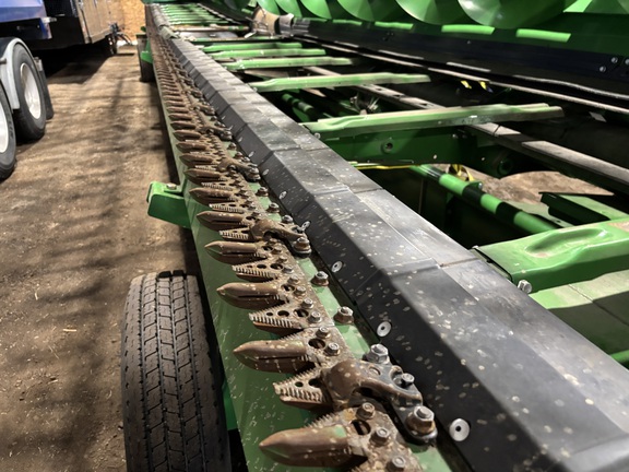 Used 2022 John Deere HD45R Combine Platforms at Horizon Ag & Turf in Wetaskiwin, AB - Photo22