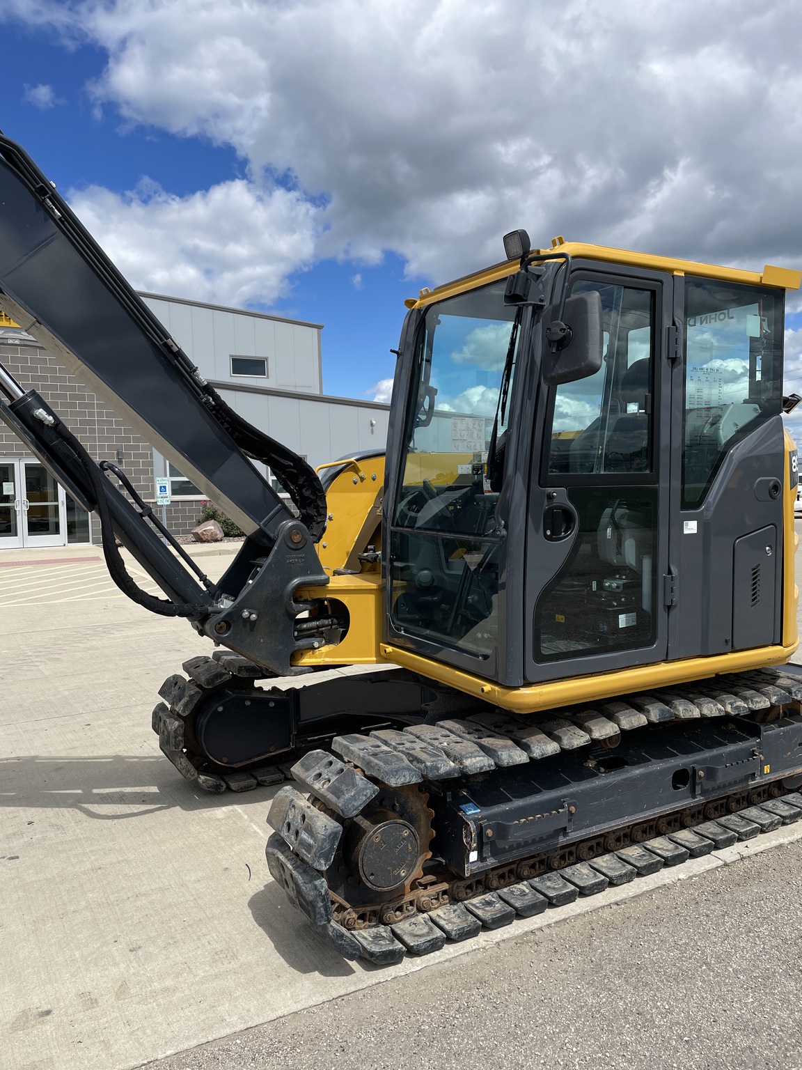 2023 John Deere 85 P Image 3