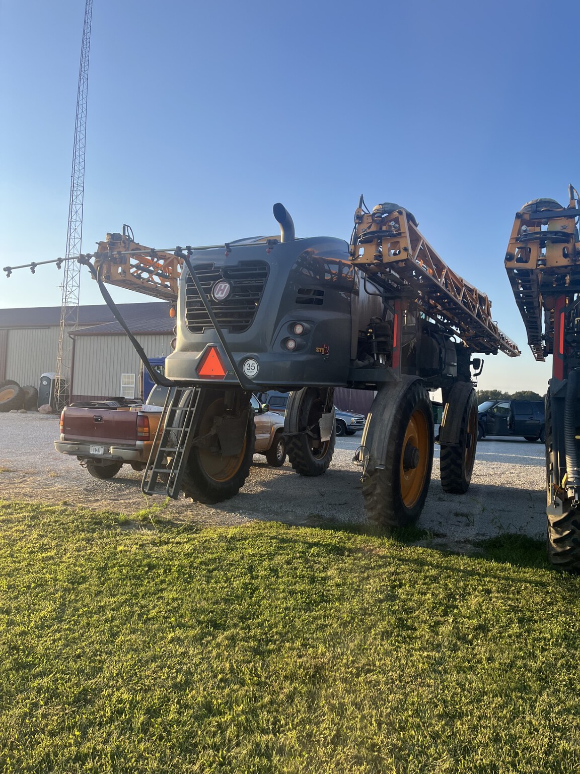 2019 Hagie STS12 Image 4