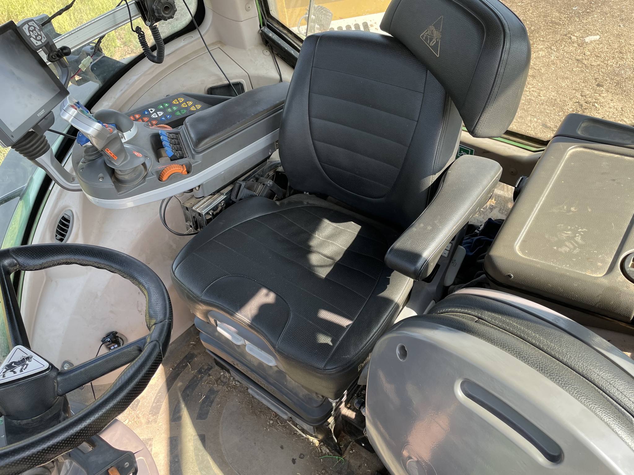 2021 Fendt 828S4 Image 11