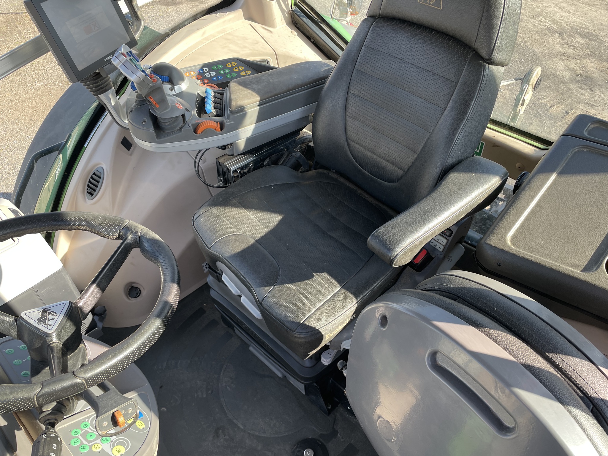 2021 Fendt 828S4 Image 11