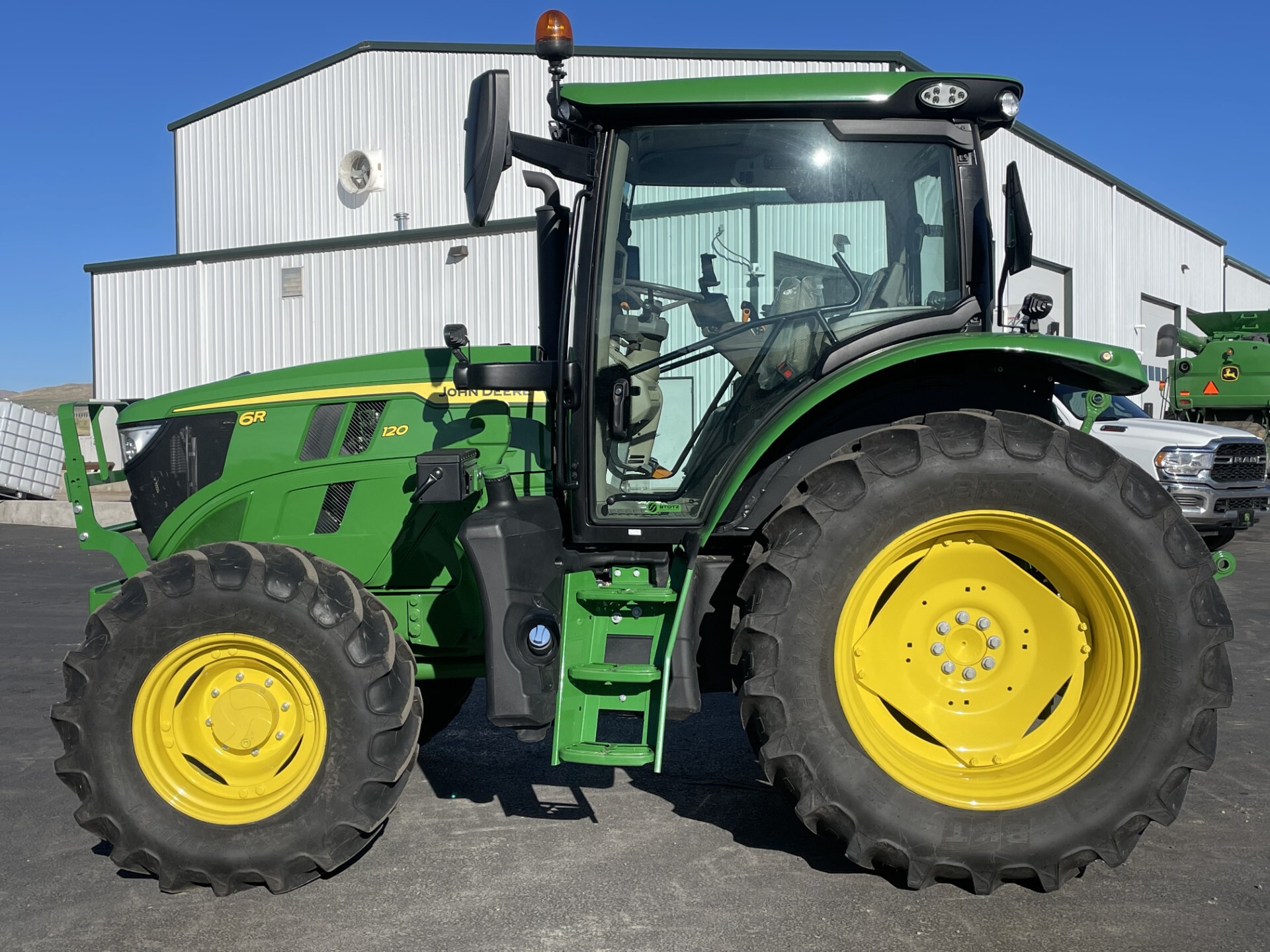 2025 John Deere 6R 120 Image 8