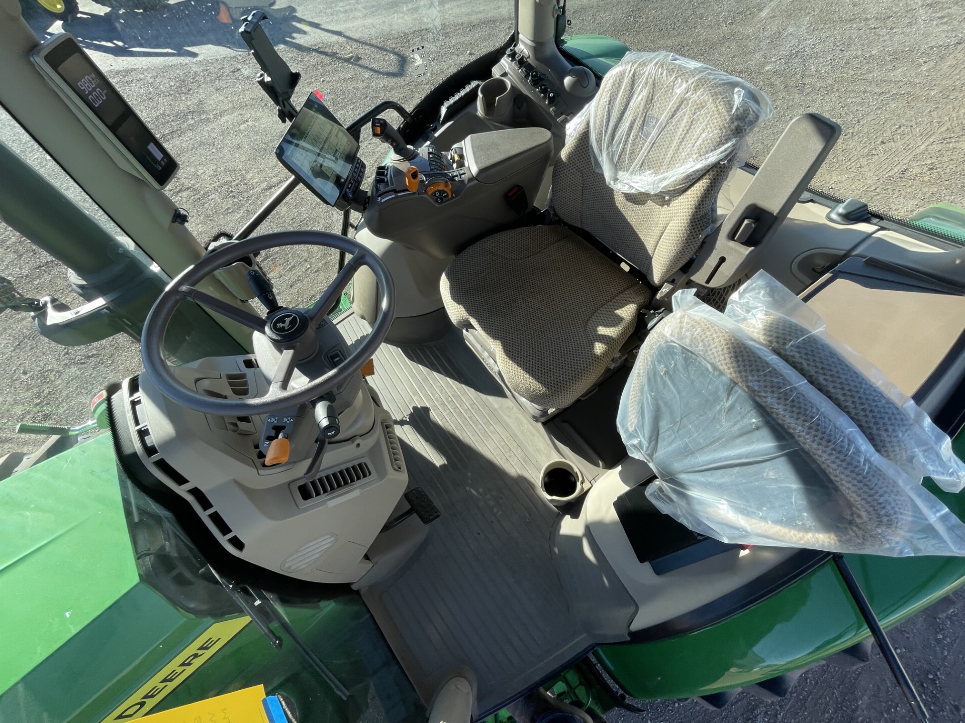 2025 John Deere 6R 120 Image 20