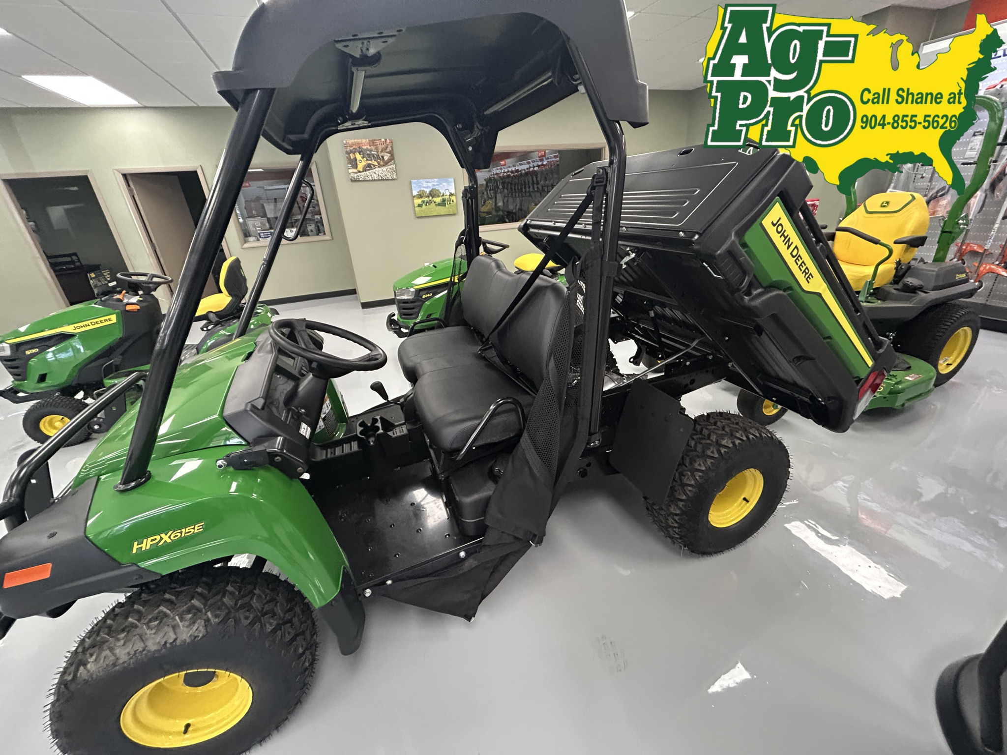 2025 John Deere HPX615E Image 4