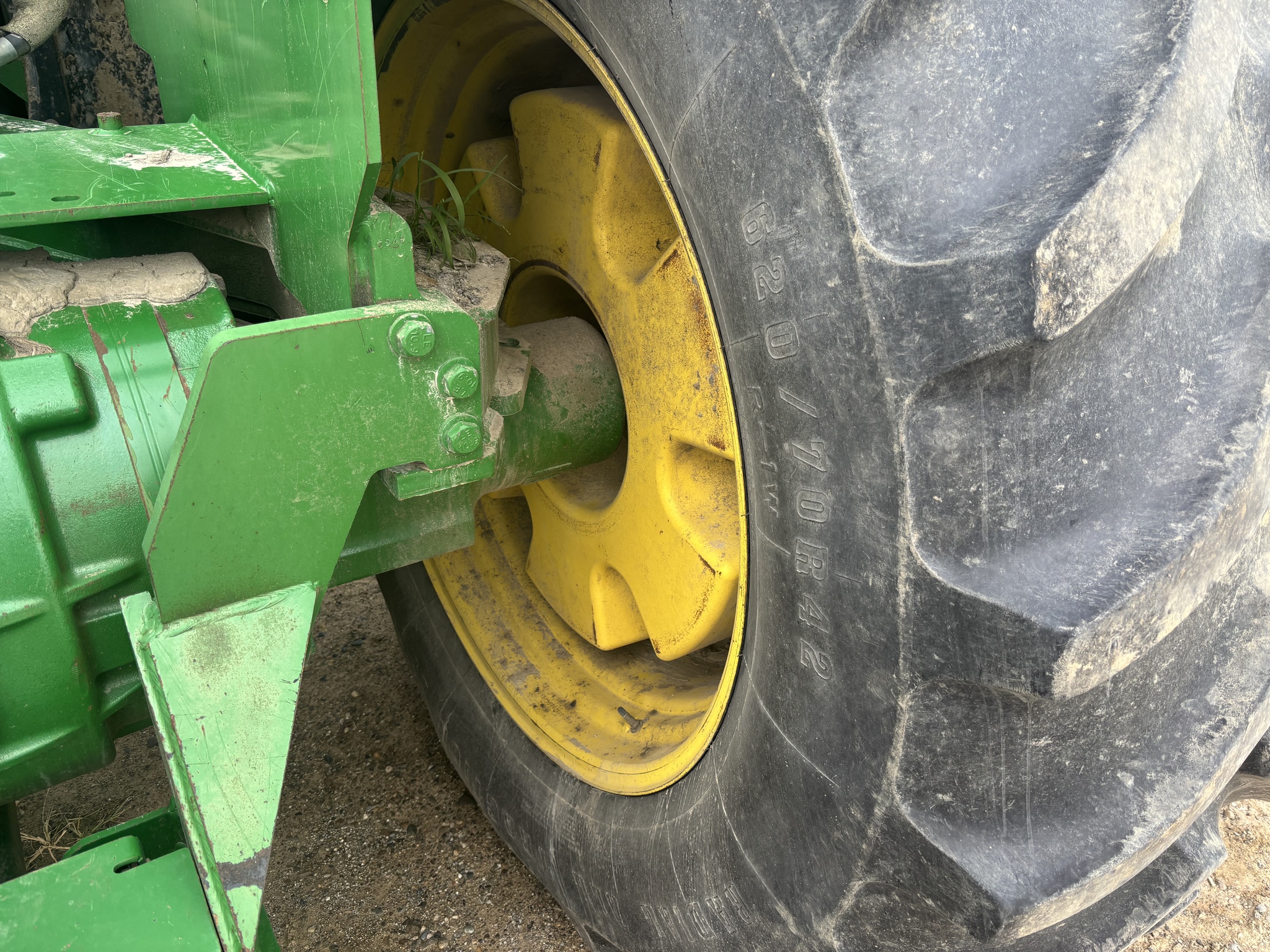 2004 John Deere 9220 Image 12