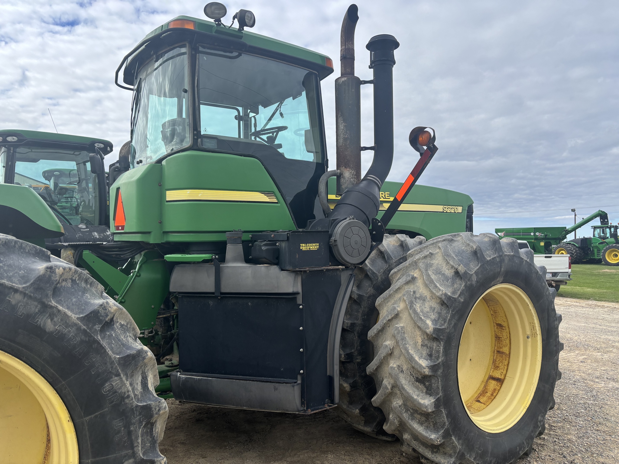 2004 John Deere 9220 Image 14