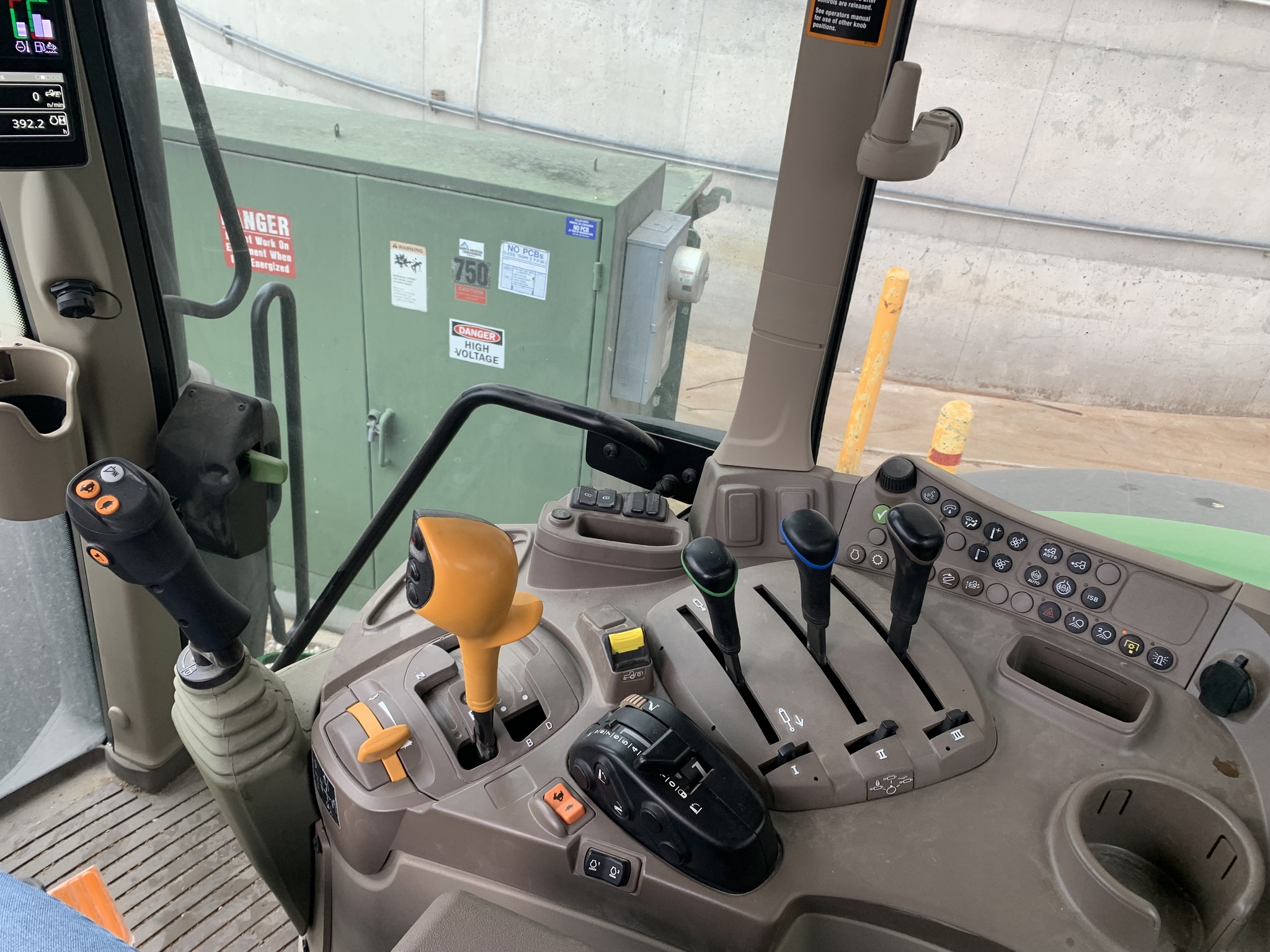 2024 John Deere 6175M Image 15