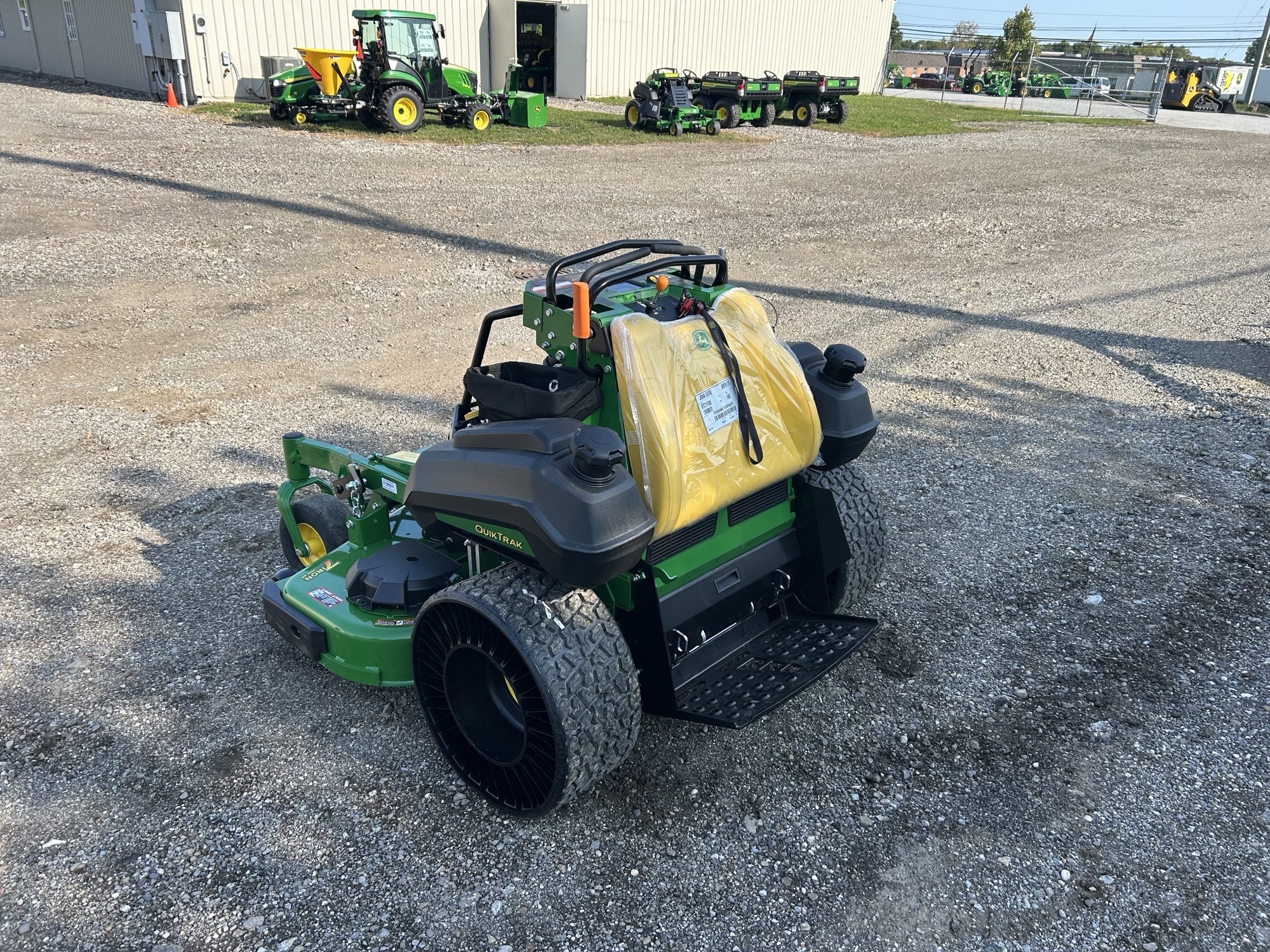 2025 John Deere Q850M Image 4