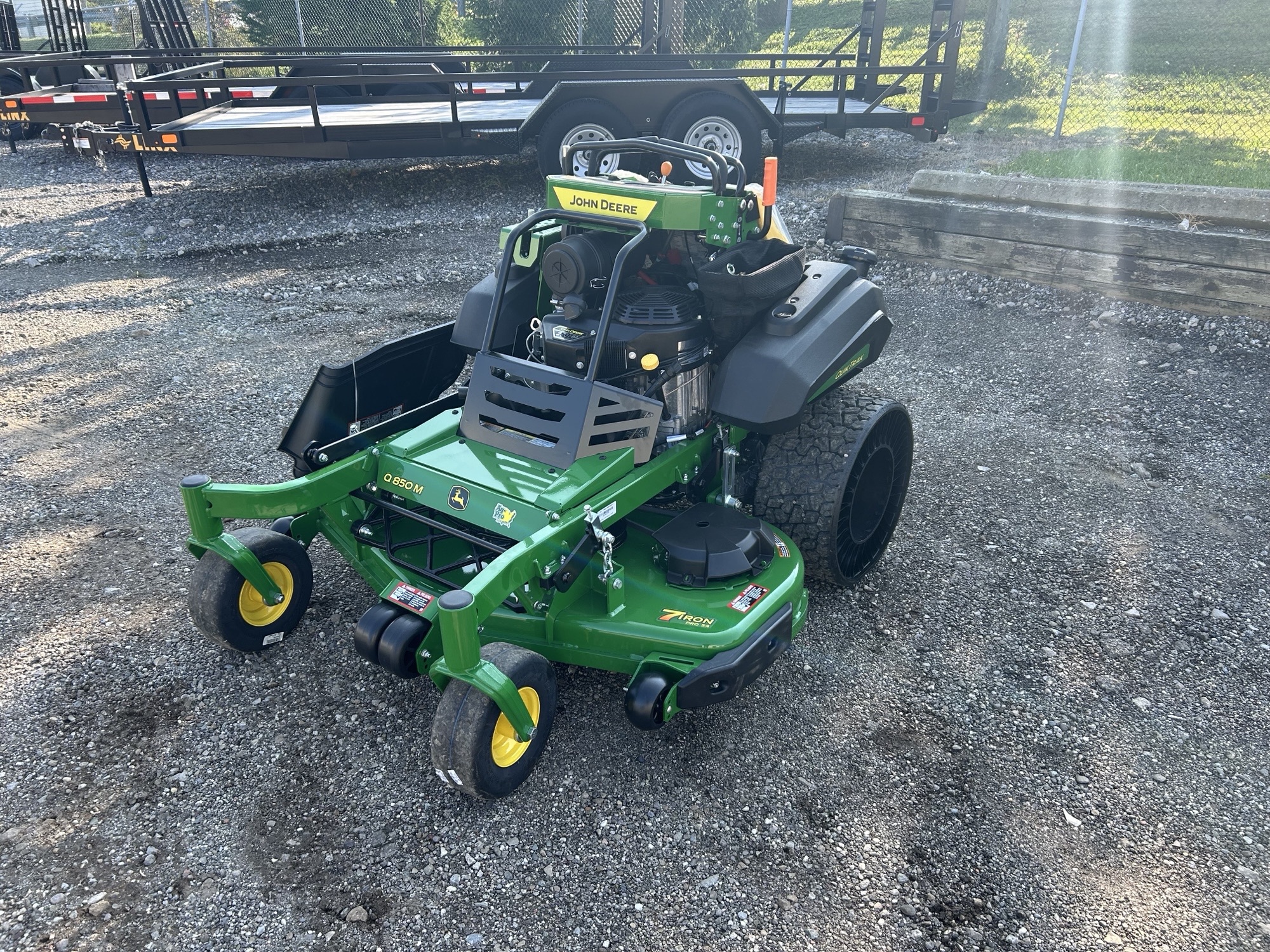 2025 John Deere Q850M Image 1