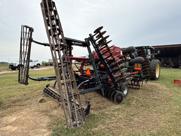 Case IH 330
