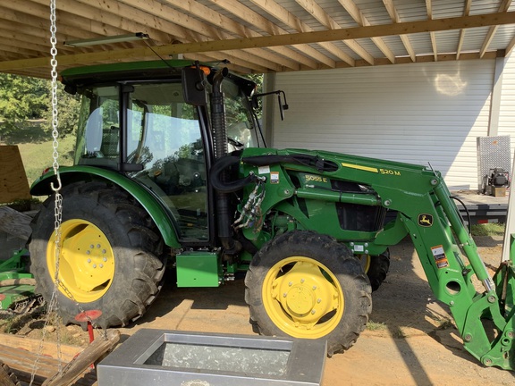 Photo of 2021 John Deere 5055E