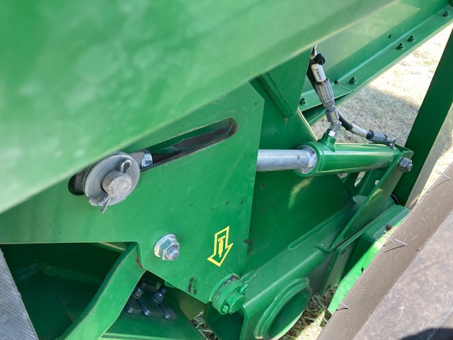 2022 John Deere 460M Image 8