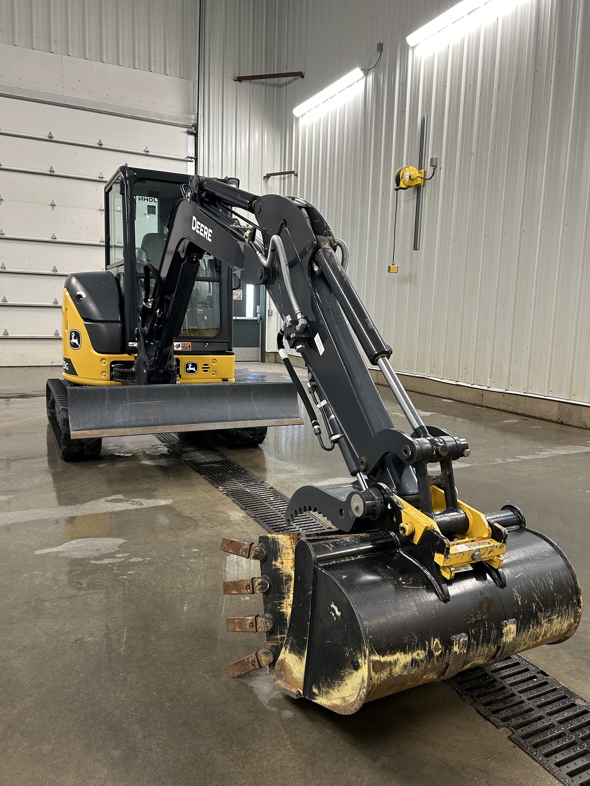 2023 John Deere 35G Image 12