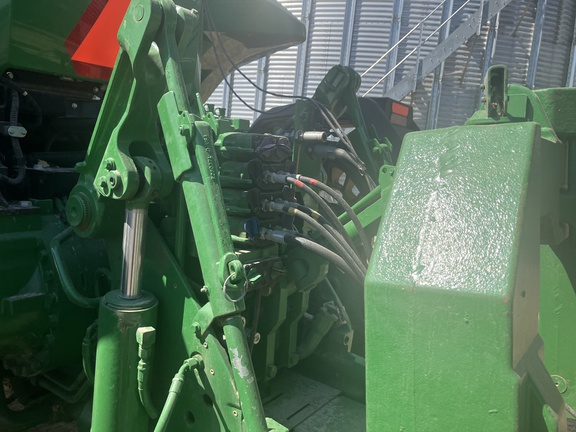 Photo of 2021 John Deere 8RX 410