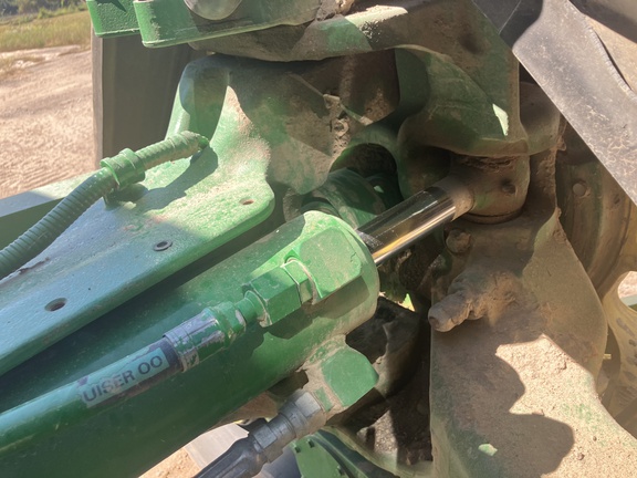 Photo of 2021 John Deere 8RX 410