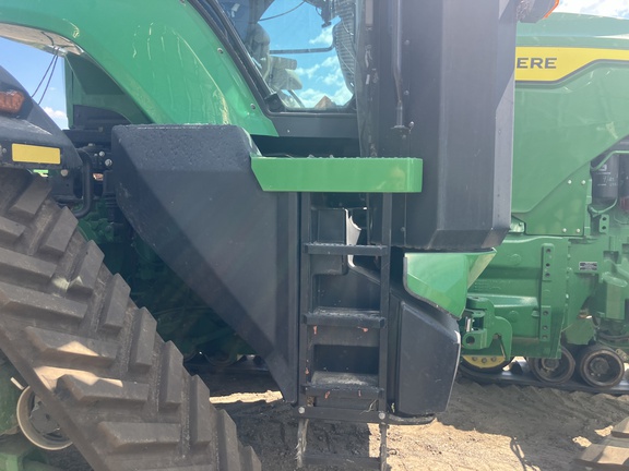 Photo of 2021 John Deere 8RX 410