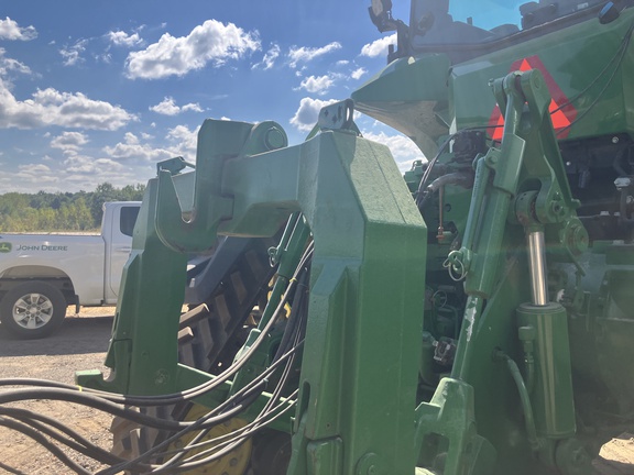 Photo of 2021 John Deere 8RX 410