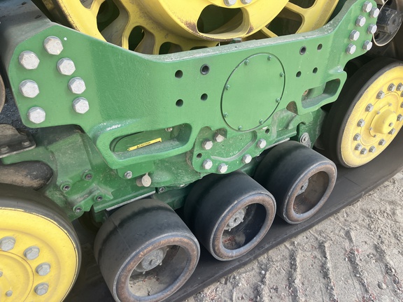 Photo of 2021 John Deere 8RX 410