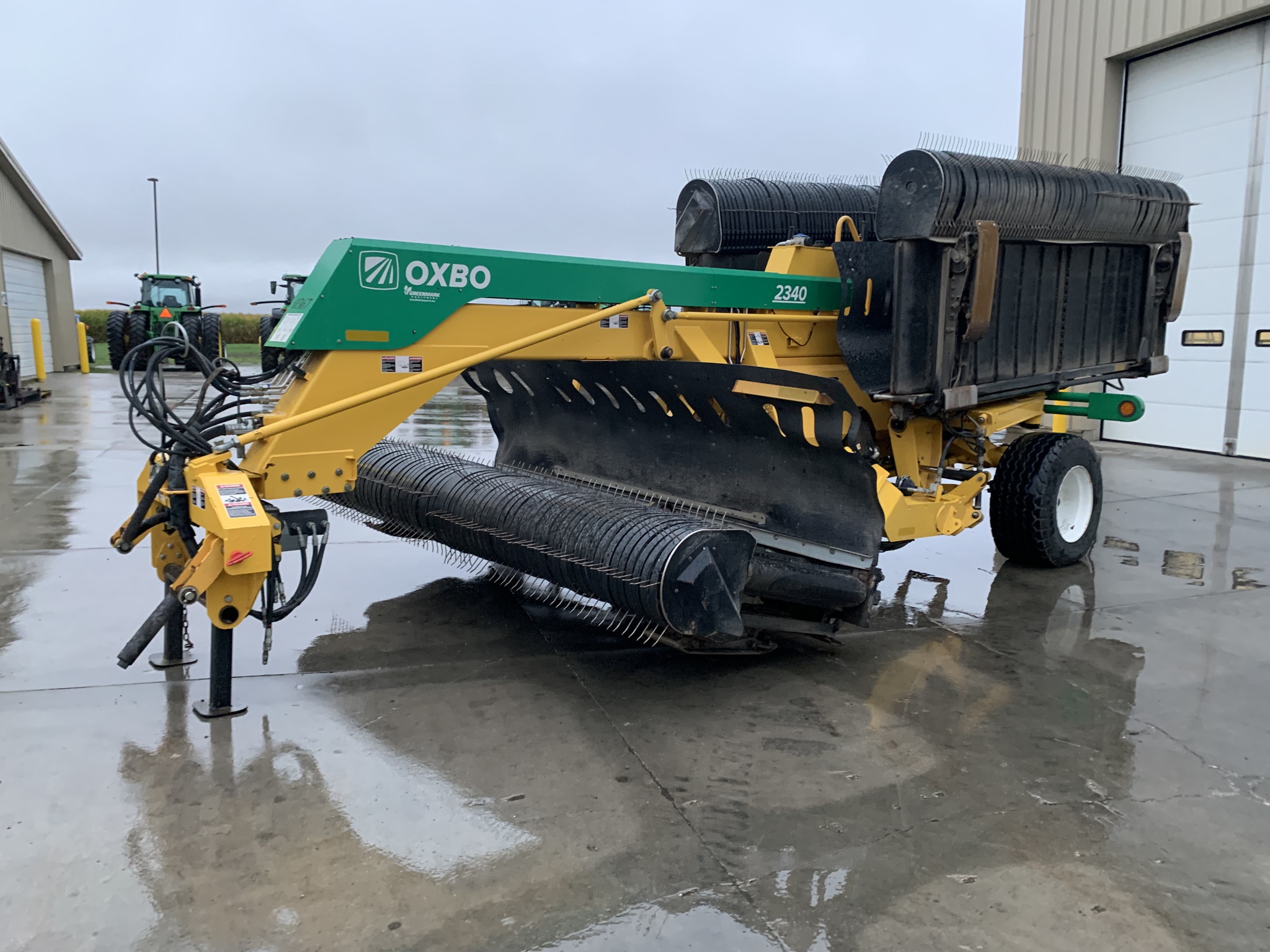 2021 Oxbo 2340 Image 7