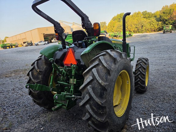 Photo of 2024 John Deere 5060E