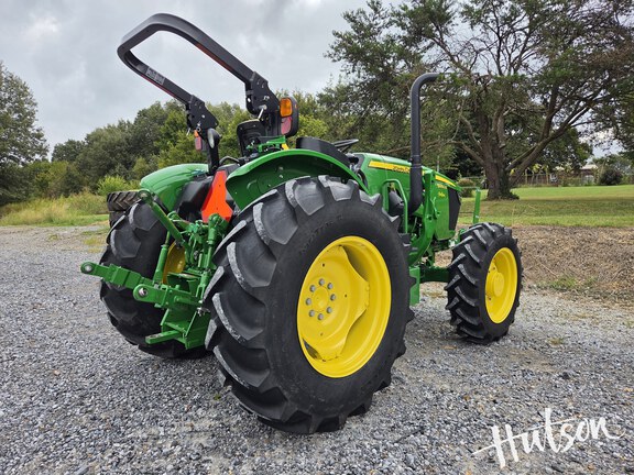 Photo of 2024 John Deere 5060E