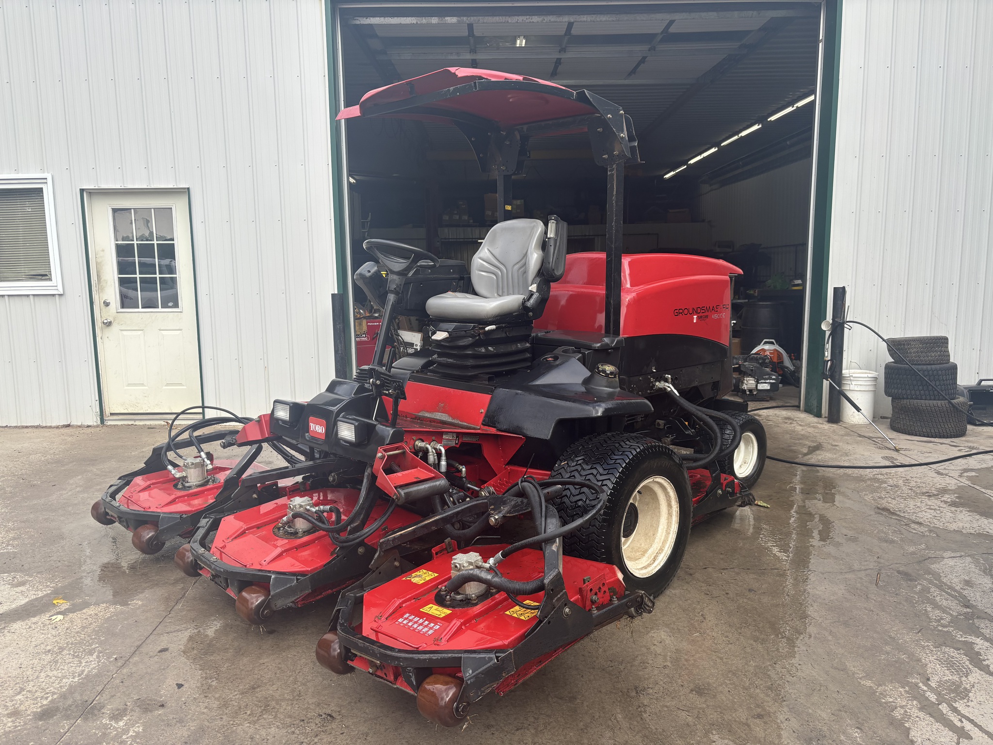 2010 Toro 4500-D Image 2