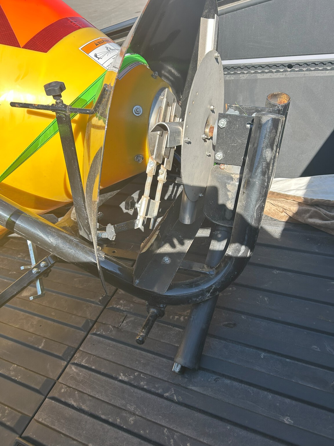 2018 Frontier SS2067B Image 3