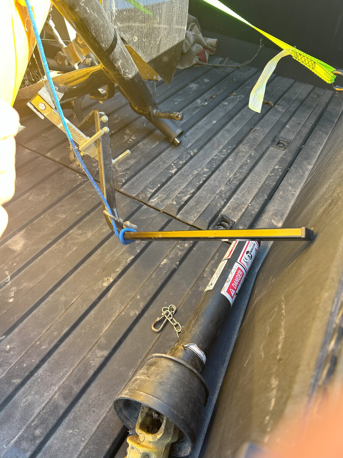 2018 Frontier SS2067B Image 4