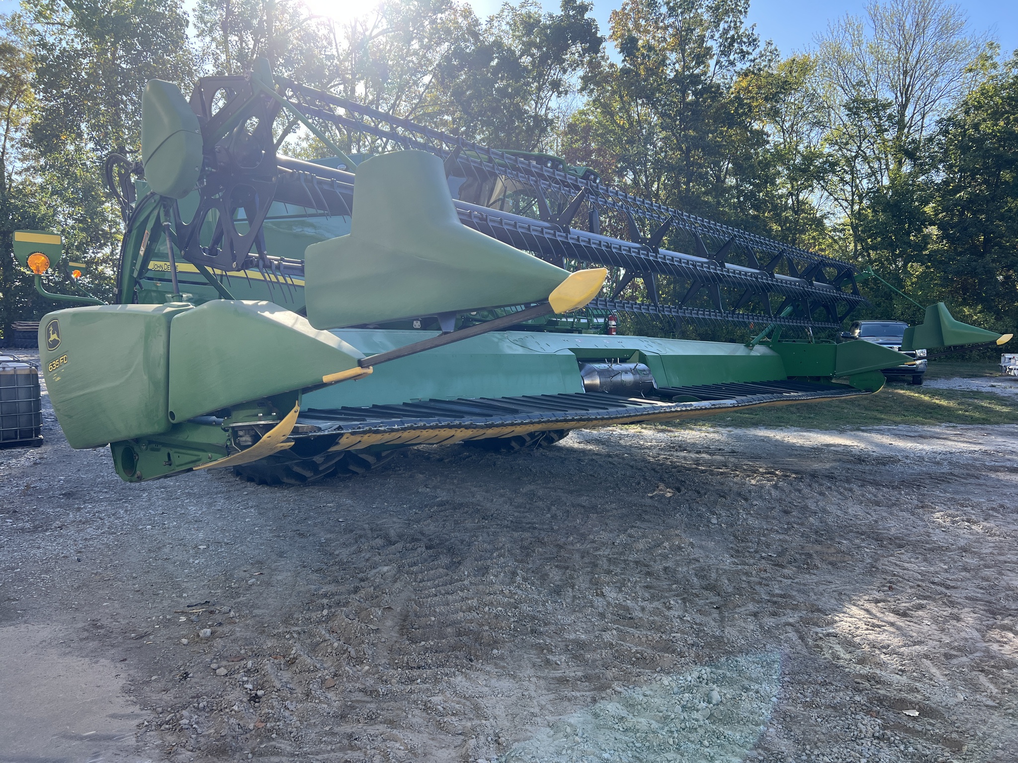 2013 John Deere 635FD Image 1