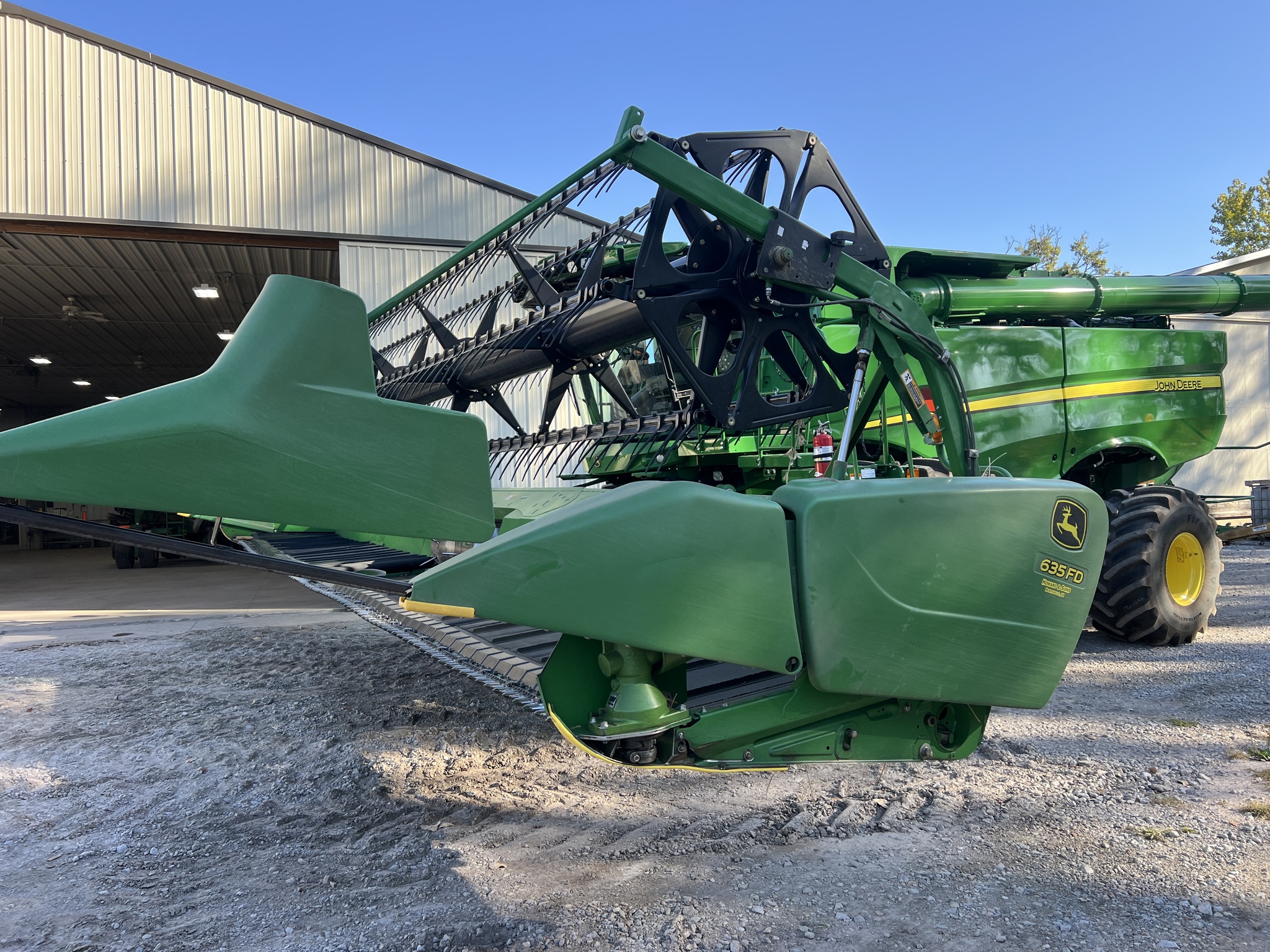 2013 John Deere 635FD Image 6