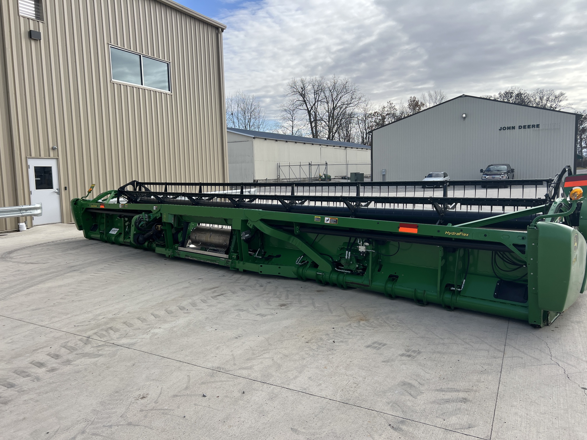 2013 John Deere 635FD Image 3