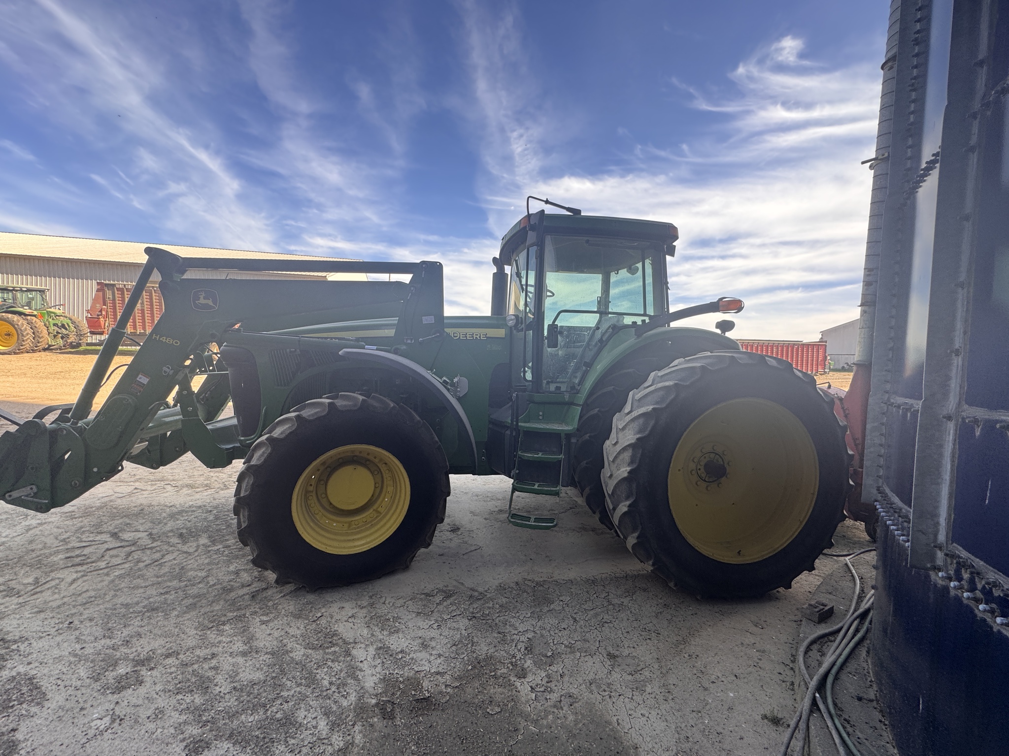2004 John Deere 8220 Image 7