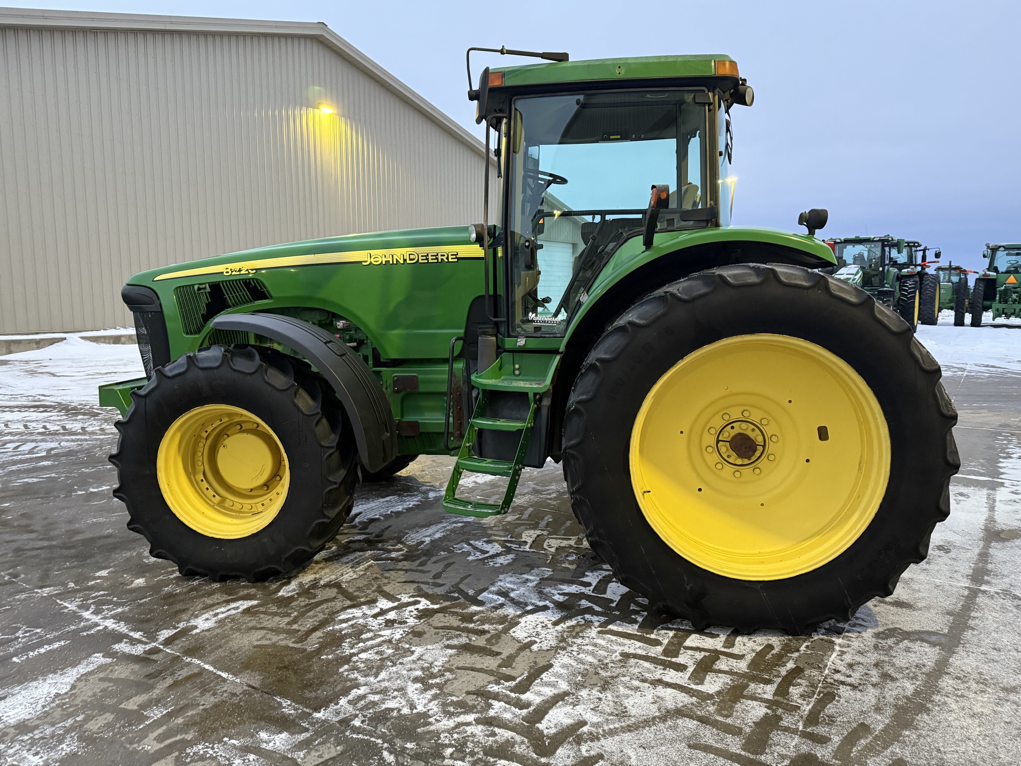 2004 John Deere 8220 Image 6